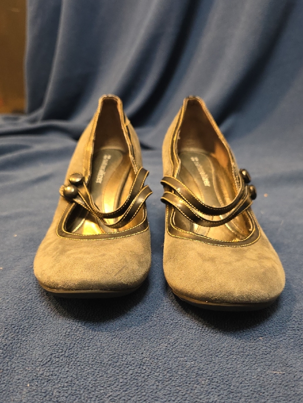 NATURALIZER Daybreak Mary Jean Women's Size 6M Gray Suede Pumps